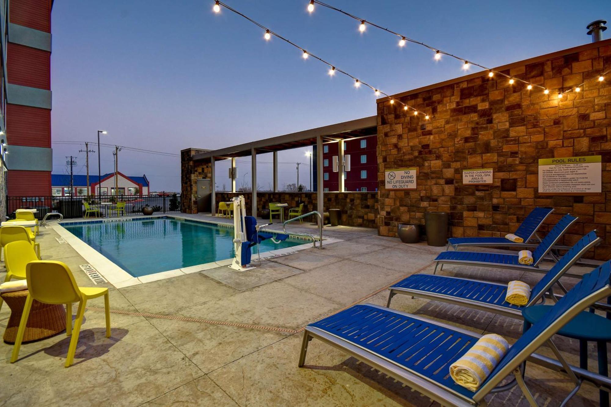 Home2 Suites By Hilton Odessa Exterior photo